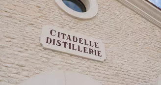 La Distillerie Citadelle Gin La Distillerie Citadelle Gin